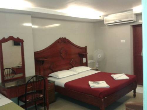 Hotel Crystal Residency 